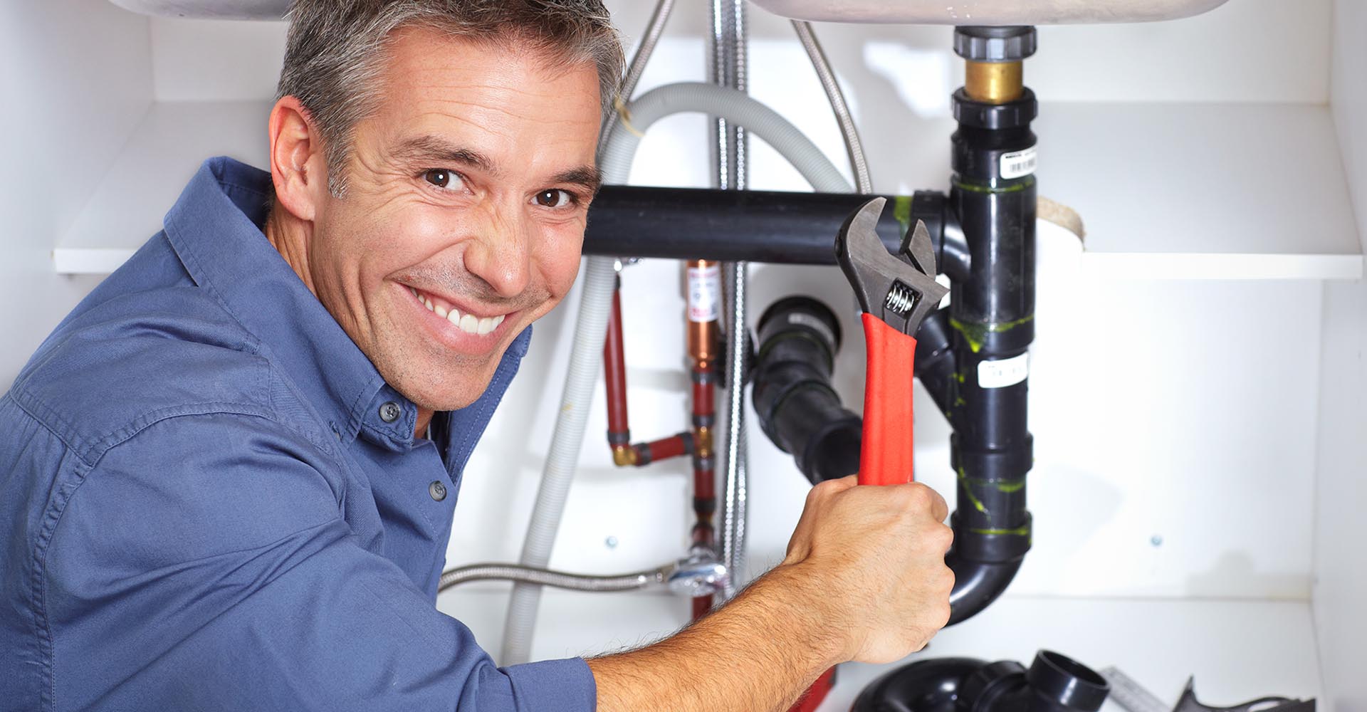 Plumbing-Problems-You-Should-Leave-to-a-Professional-BlitzFeatured-Image-61f4429fa346e