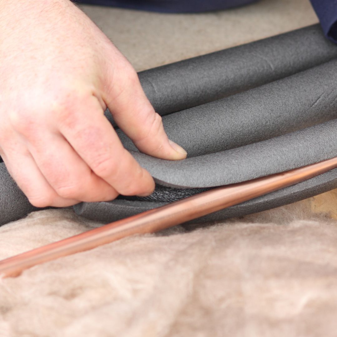 insulating copper pipes